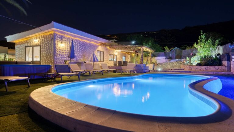 Luxury Villas Tenerife: The Ultimate Island Escape in Style and Comfort